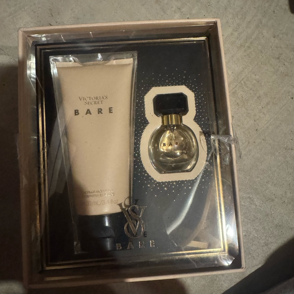 bare scent of victoria’s secret mini lotion and perfume set!